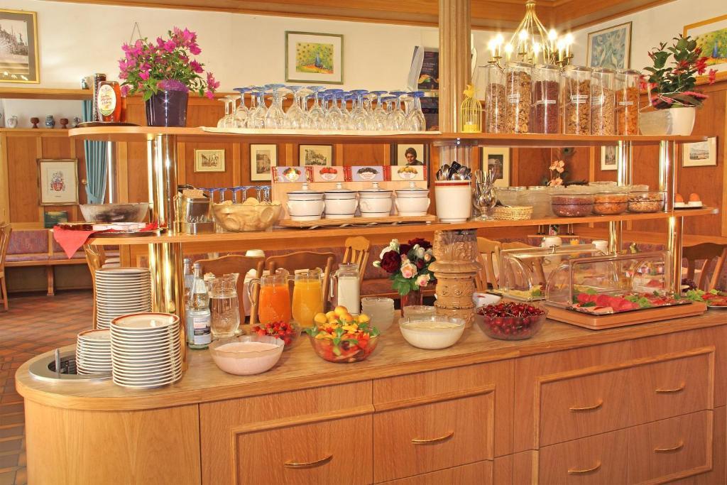 Tiptop Hotel Garni Pfauen 엔딩겐 외부 사진